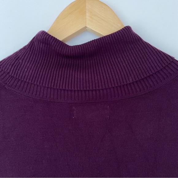 CALVIN KLEIN PURPLE/GREY COLOUR BLOCKED TURTLENECK SWEATER, XL - Picture 5 of 11